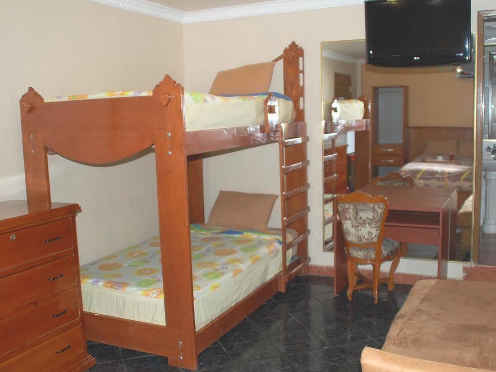 Hotel Ciudad Latin Palace Guayaquil Ngoại thất bức ảnh